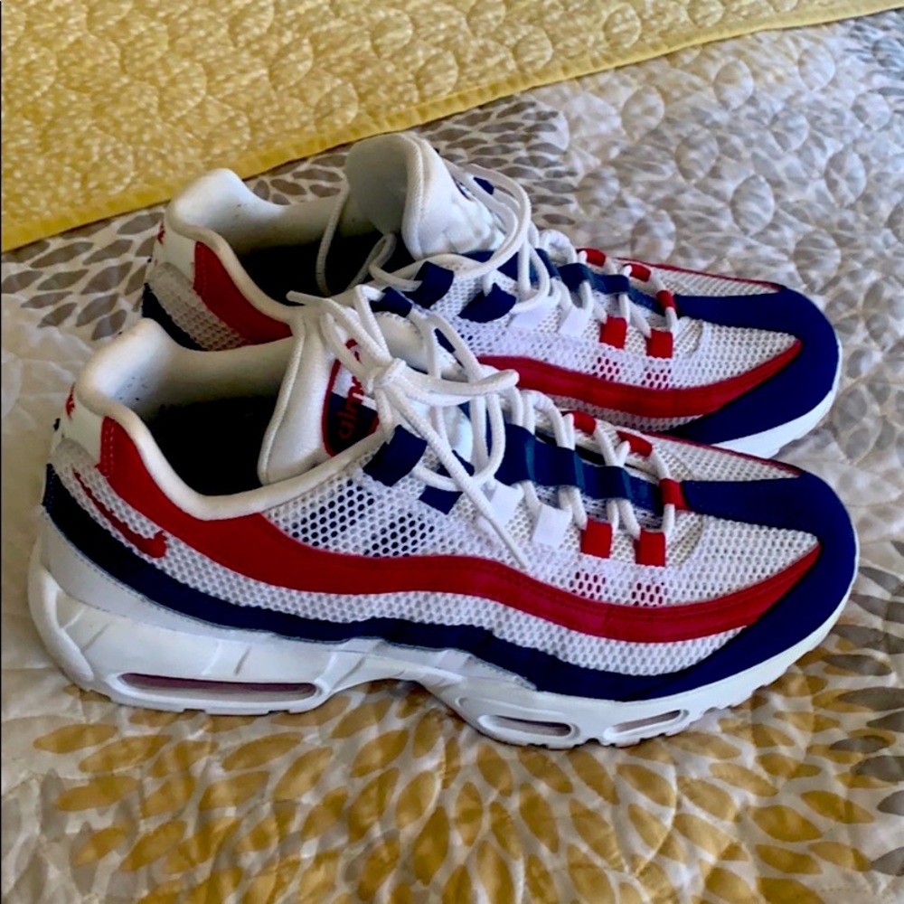 Nike Air Max 95 red white and blue